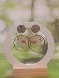 Boucles d'oreilles rondes – Hortensia rose pâle & fleurs corail - A Fleur d'Or