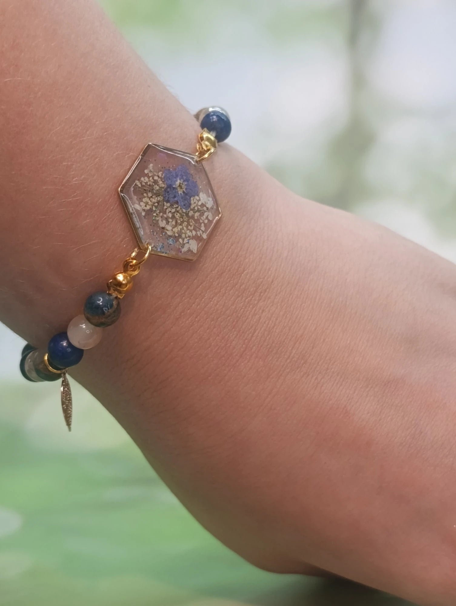 Bracelet myosotis – Perles de lapis - lazuli & citrine - A Fleur d'Or