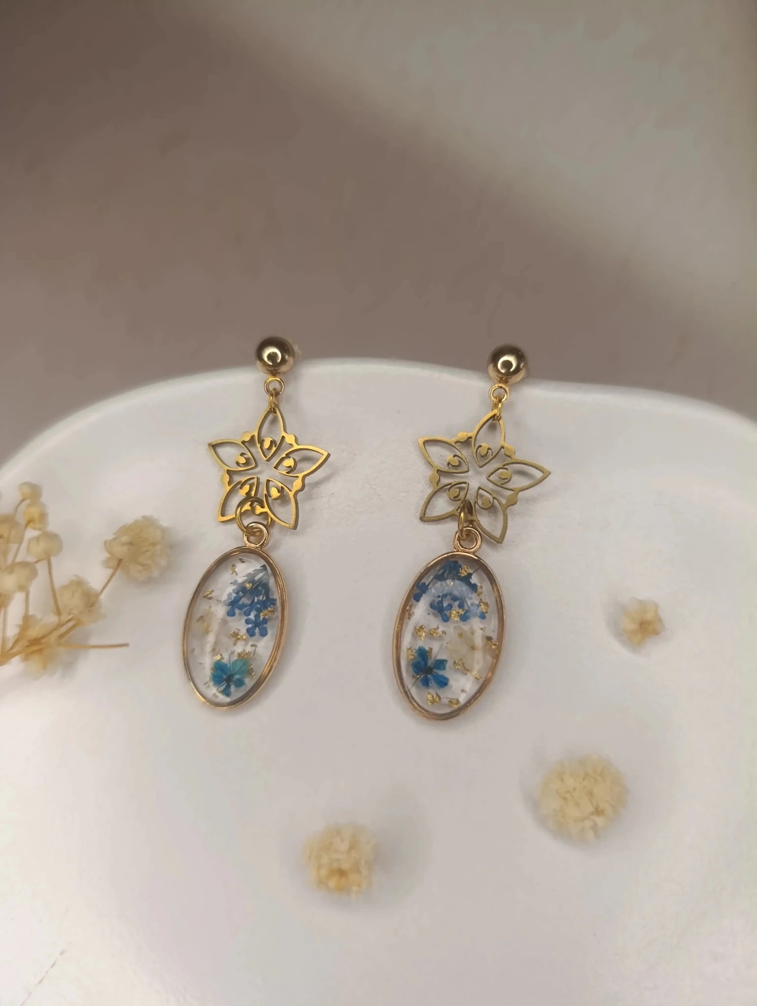 Parure florale bleue – Fleurs séchées & pierres naturelles - A Fleur d'Or